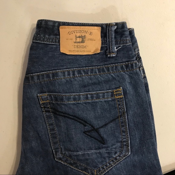 SOLD🚫 Division E Jeans - Picture 3 of 6